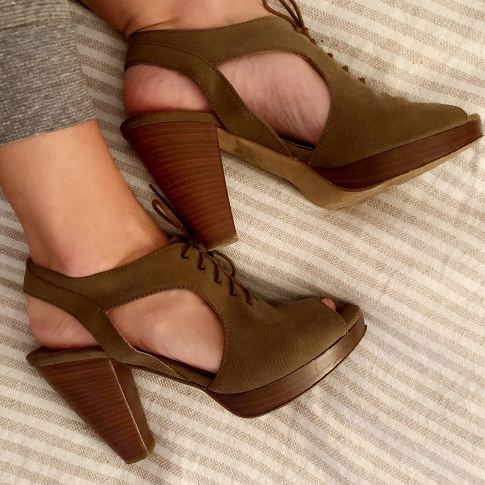 1937 by Madewell Heeled Lace Up Sandals